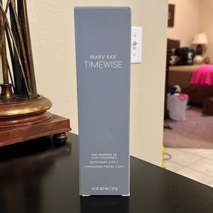 New! MK 4-in-1 cleanser